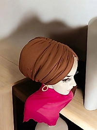 Sütlü kahve dolgulu bone