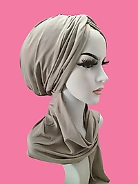 Bej düğüm dolgusuz atkılı bone