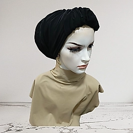 Siyah büzgü bant detayli bone