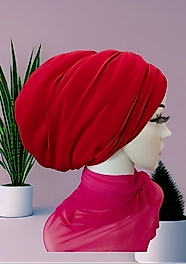 Kırmızı dolgulu bone