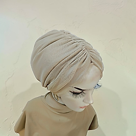 Bej tüllü dolgulu bone