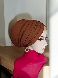 Sütlü kahve dolgulu bone