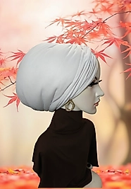 Beyaz düğüm dolgulu bone